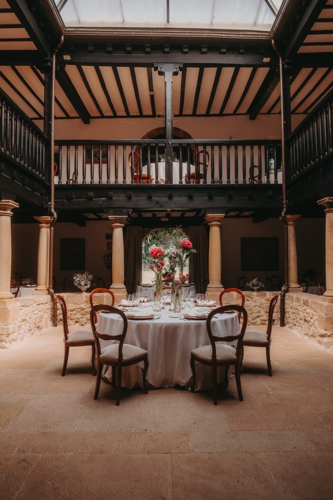 Comedor interior palacio de Meres boda
